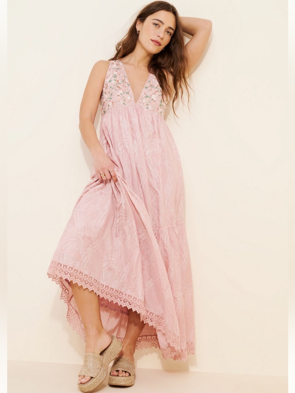 Pinnacle by Shruti Sancheti Paisley Tiered Embroidered Maxi Dress Pink Sz medium